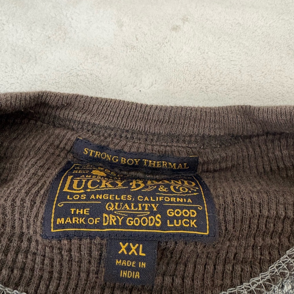 Lucky Brand Men's Dark and light gray Crewneck thermal